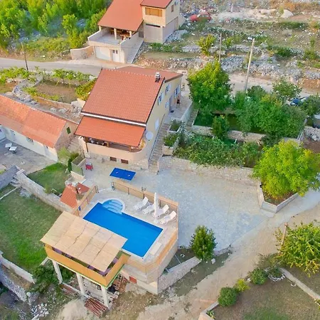 Imotski - 2 *
