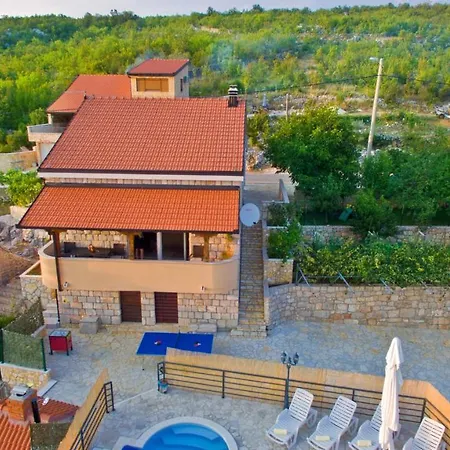 Imotski - 2 * Slivno (Split-Dalmatia)