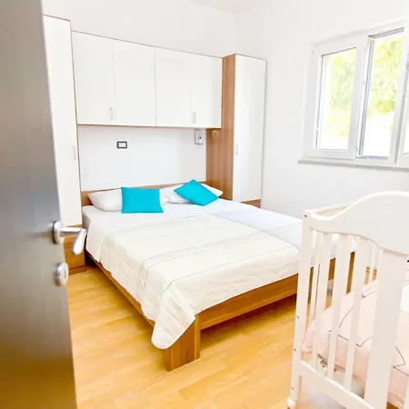 Imotski - 2 *