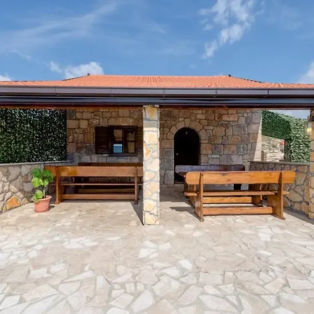 Imotski - 2 * Slivno (Split-Dalmatia)