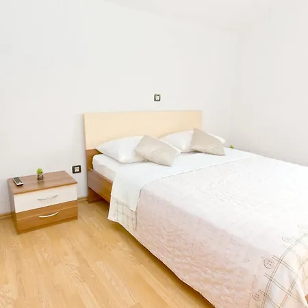 Imotski - 2 Slivno (Split-Dalmatia)